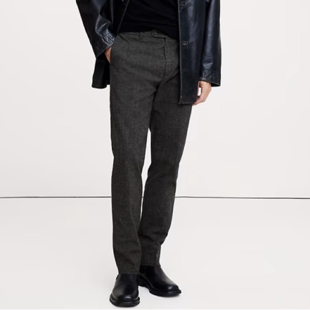 BANANA REPUBLIC SLIM DRESS PANT - TEXTURED- WRINKLE-RESISTANT